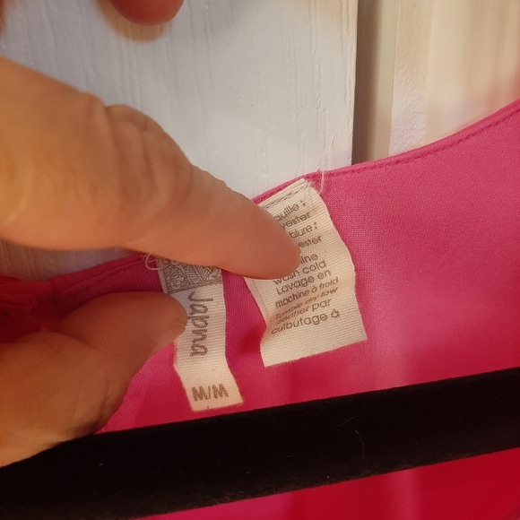 Pink dress - Picture 3 of 4